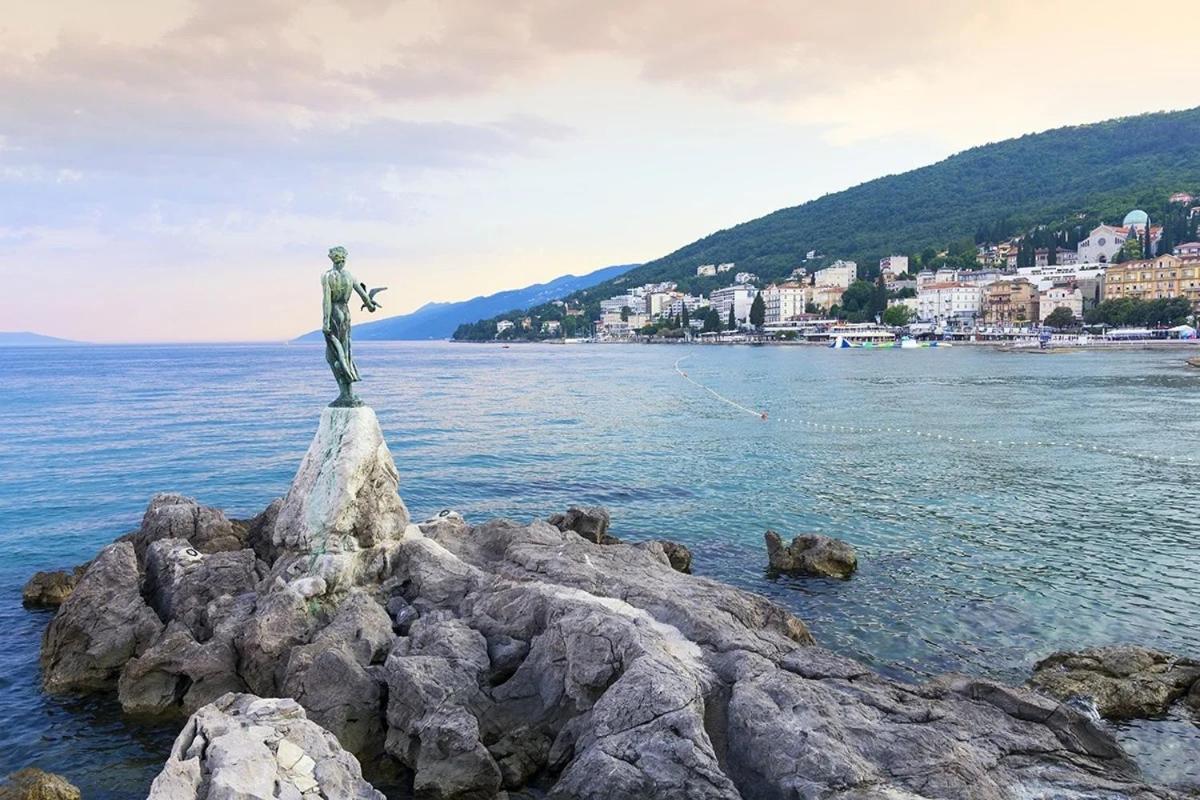 Apartman Vasanija Opatija Exterior foto